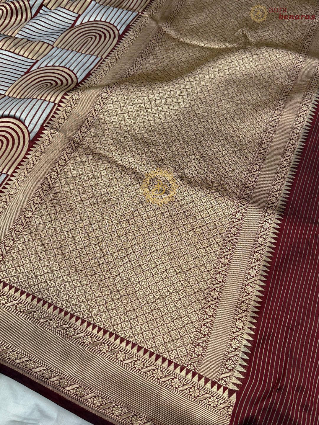 Deep Maroon Pure Katan silk Handloom Banarasi Saree