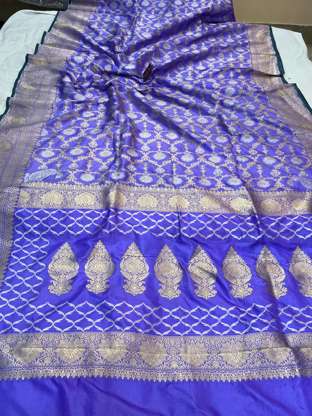 Lavender Pure Banarasi Handloom Katan Silk Saree