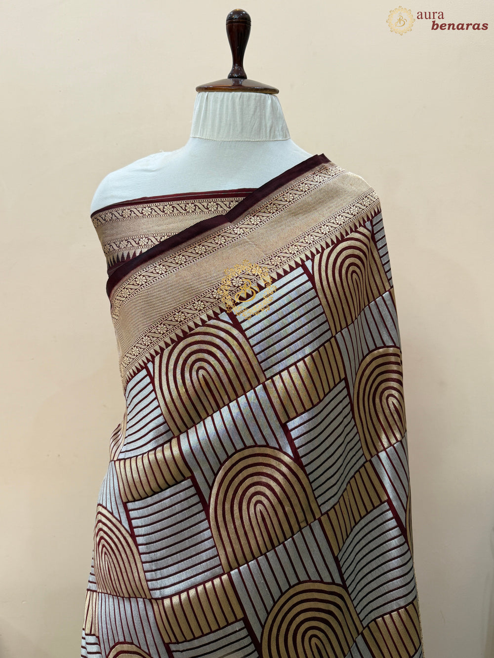Deep Maroon Pure Katan silk Handloom Banarasi Saree