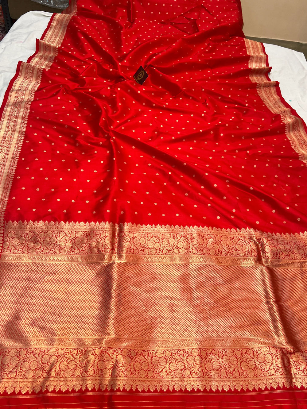 Red Pure Katan Silk Banarasi Saree with Fekhwa Floral Motifs