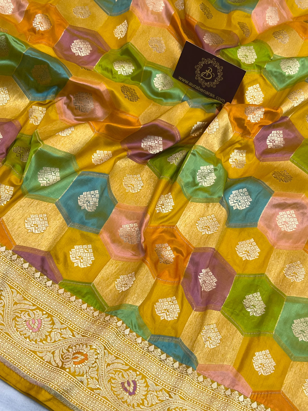 Buy Bridal Rangkaat Banarasi Katan Silk Saree – Cutwork Zari Jaal