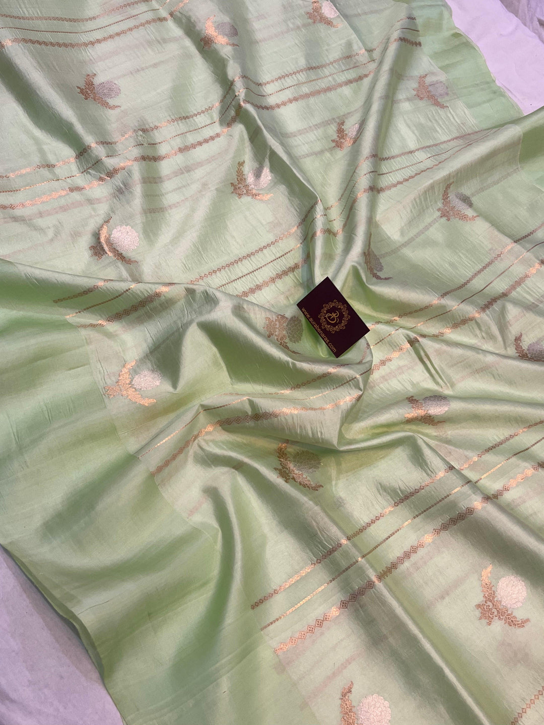 Pista Green Pure Banarasi Handloom Silk Saree - Aura Benaras