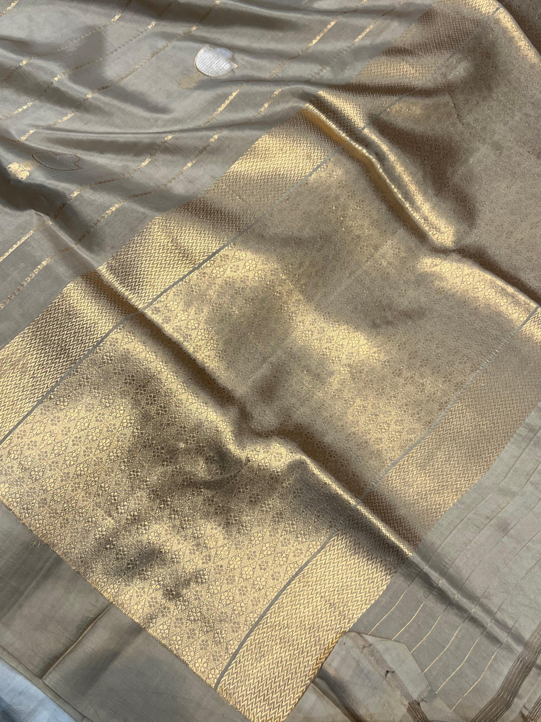 Smoke Grey Pure Banarasi Handloom Silk Saree - Aura Benaras