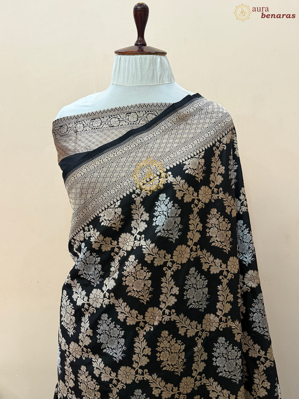 Black Pure Katan silk Handloom Banarasi Saree
