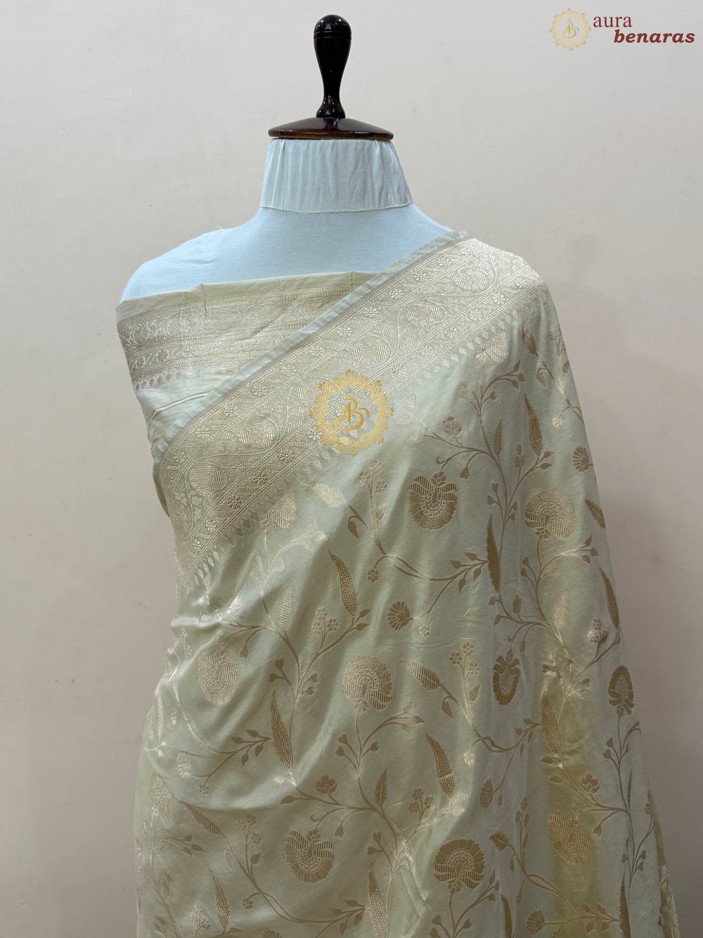 Cream Pure Katan silk Handloom Banarasi Saree