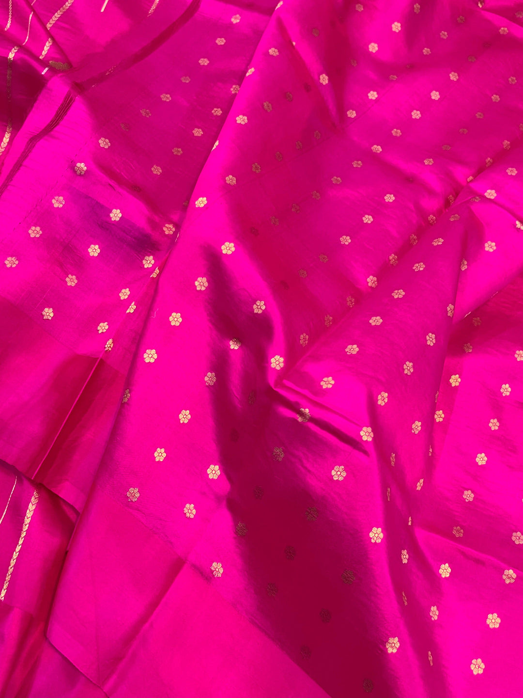 Rani Pink Pure Banarasi Handloom Silk Saree - Aura Benaras