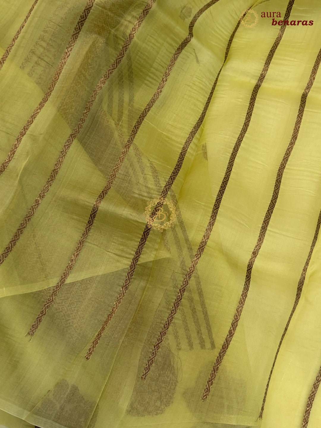 Light Pista Green Kora Silk Banarasi Saree with Antique Zari Elephant Border