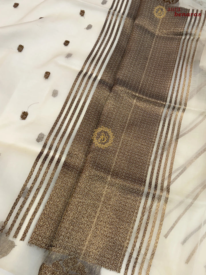 Cream Kora Silk Banarasi Saree with Antique Zari Elephant Border