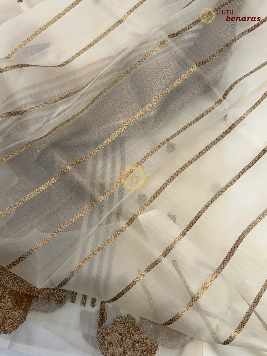 Cream Kora Silk Banarasi Saree with Antique Zari Elephant Border