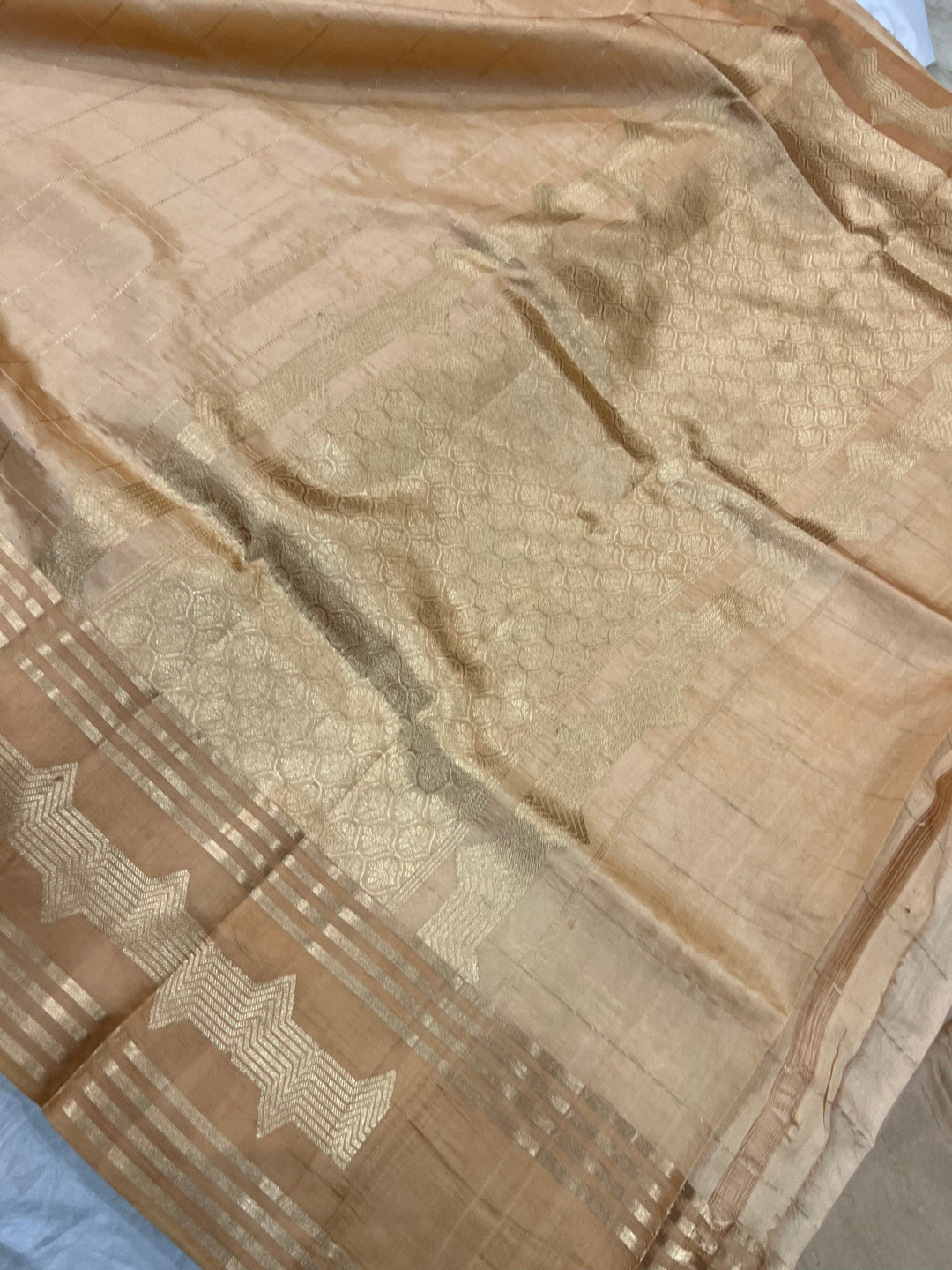 Beige Pure Banarasi Handloom Silk Saree - Aura Benaras