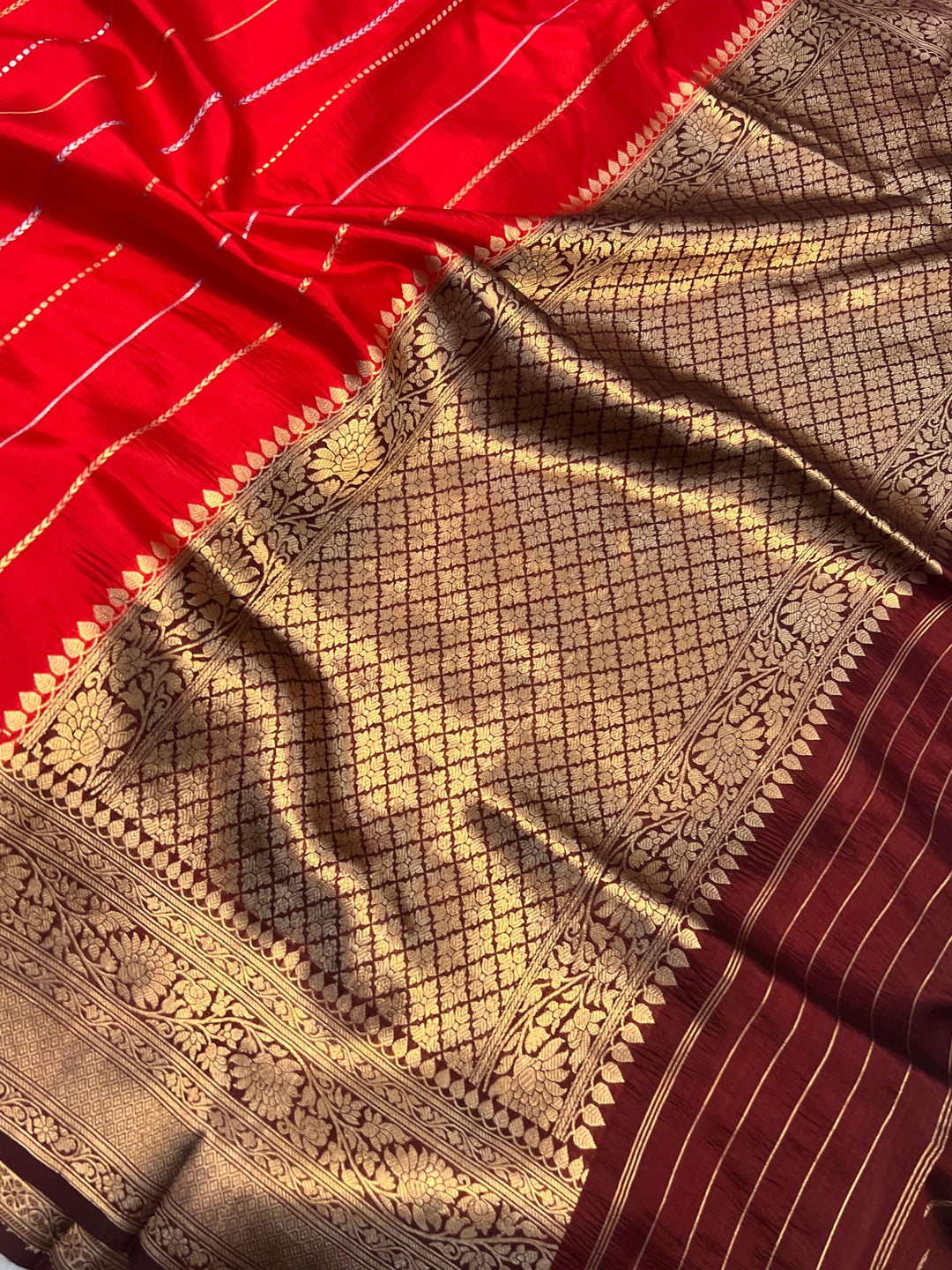 Red Pure Banarasi Handloom Silk Saree - Aura Benaras