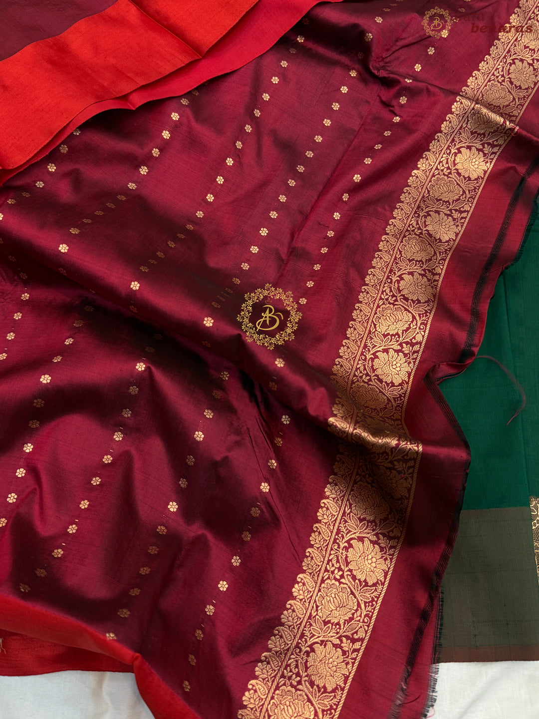 Bottle Green Pure Katan Silk Handloom Banarasi Saree