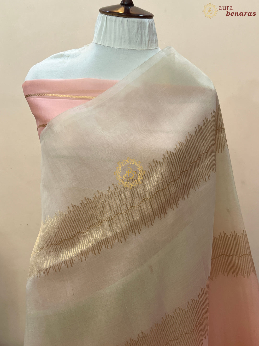Off White - Baby Pink Shaded Pure Kora Silk Handloom Banarasi Saree