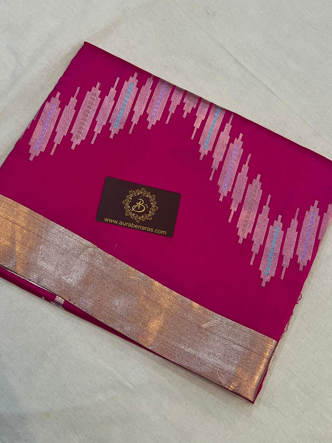 Rani Pink Pure Banarasi Handloom Silk Saree - Aura Benaras