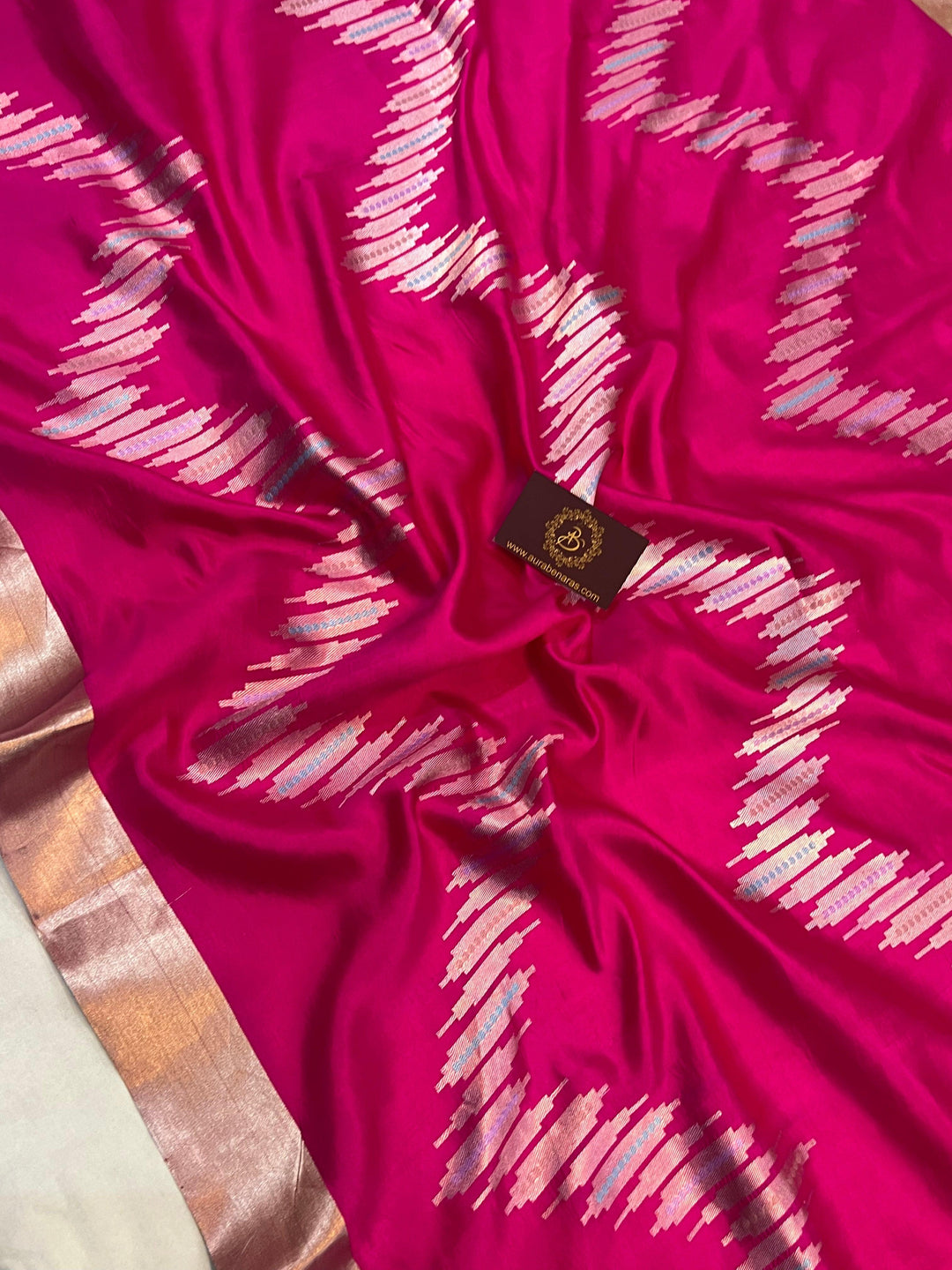 Rani Pink Pure Banarasi Handloom Silk Saree - Aura Benaras