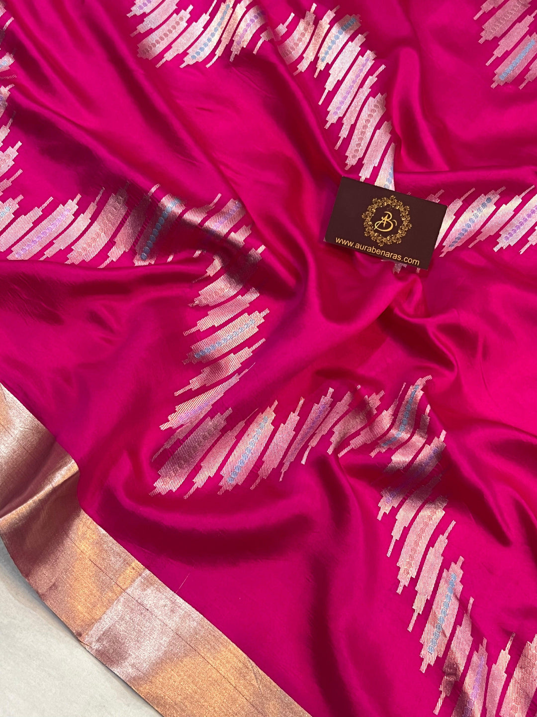Rani Pink Pure Banarasi Handloom Silk Saree - Aura Benaras