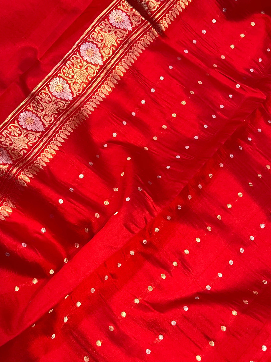 Red Pure Banarasi Handloom Silk Saree - Aura Benaras
