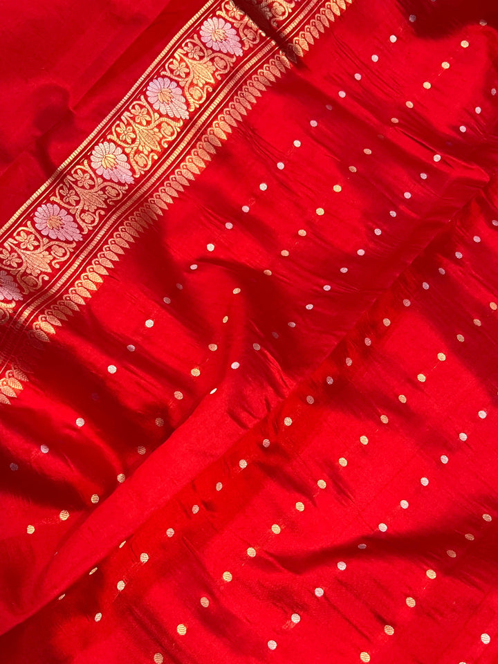 Red Pure Banarasi Handloom Silk Saree - Aura Benaras
