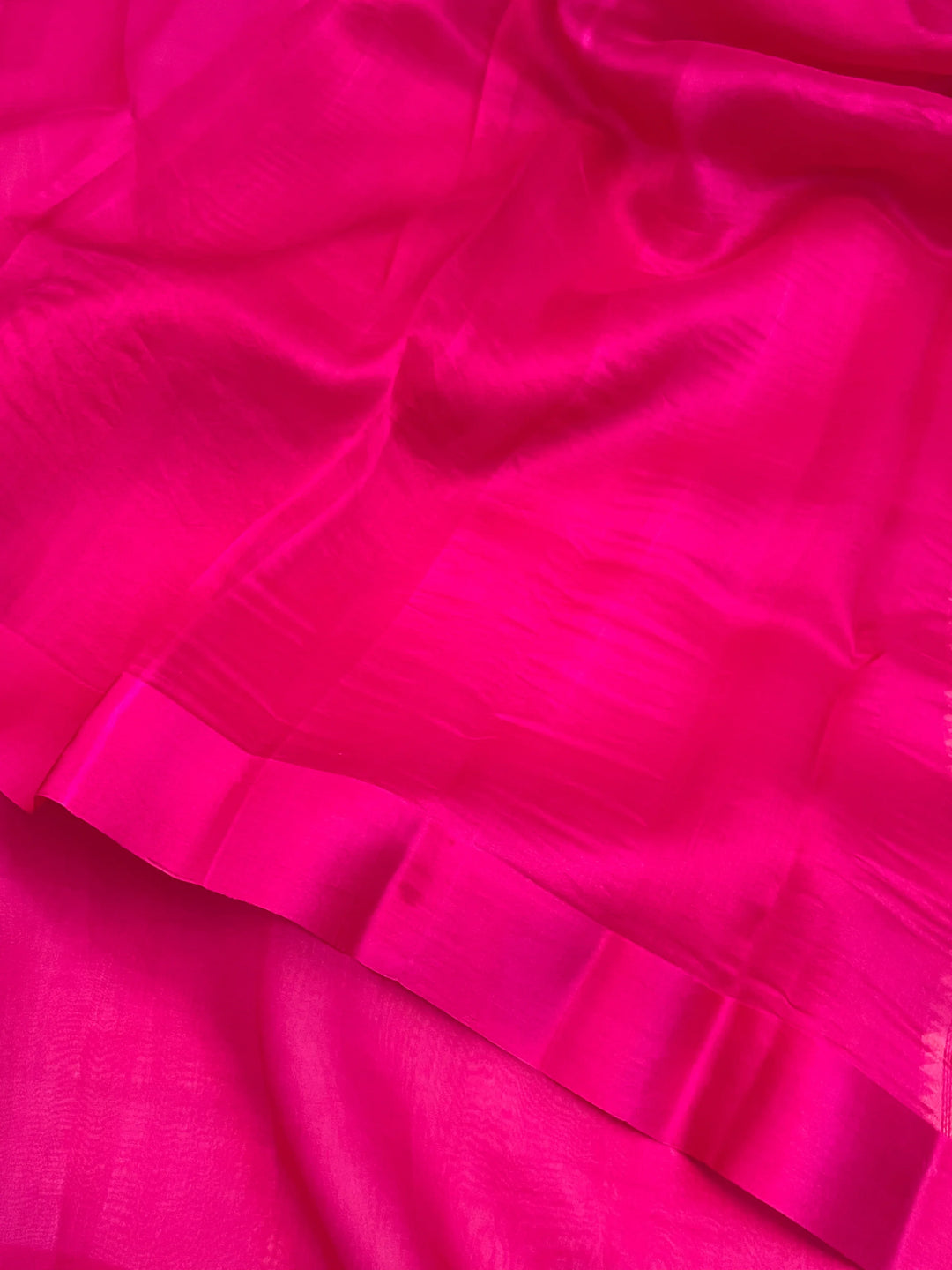 Rani Pink Pure Kora Silk Banarasi Saree with Zari Pallu - Aura Benaras