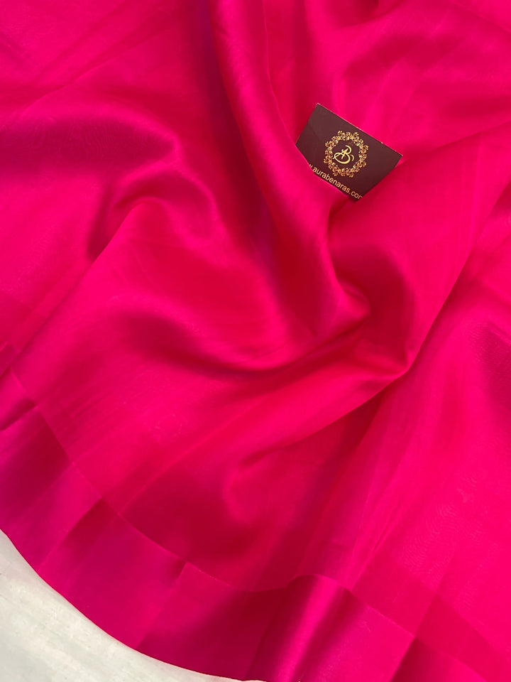 Rani Pink Pure Kora Silk Banarasi Saree with Zari Pallu - Aura Benaras