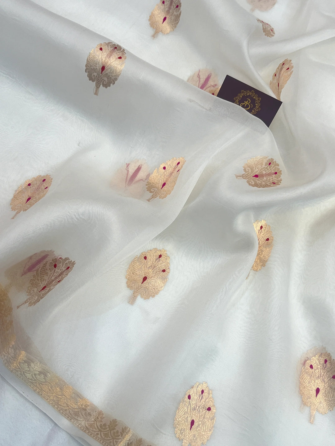 White Pure Kora Silk Handloom Banarasi Saree