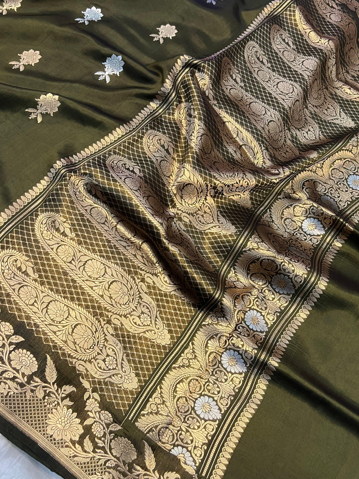 Deep Mehendi Green Pure Banarasi Handloom Silk Saree - Aura Benaras