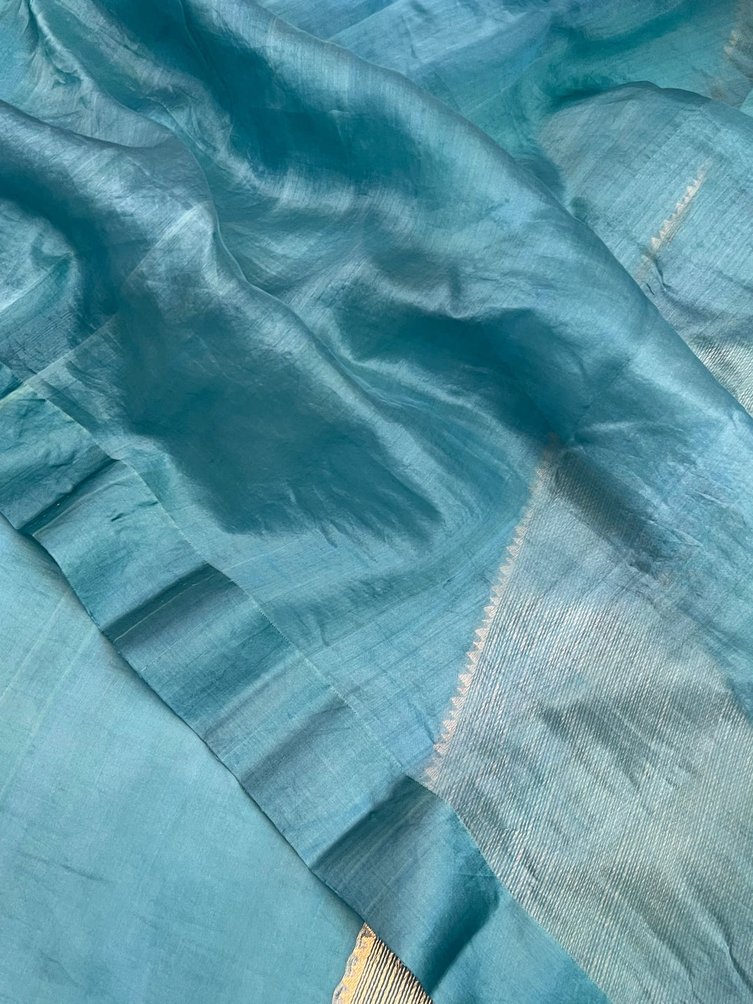 Rama Green Pure Kora Silk Banarasi Saree with Zari Pallu - Aura Benaras