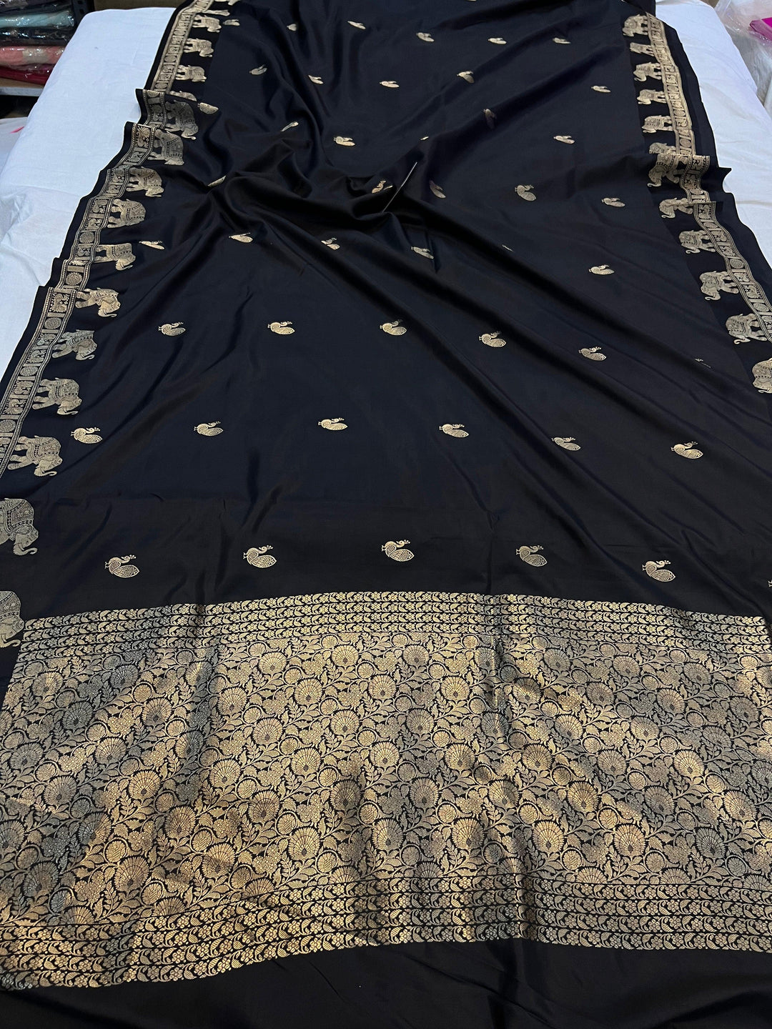 Black Pure Banarasi Handloom Katan Silk Saree - Aura Benaras