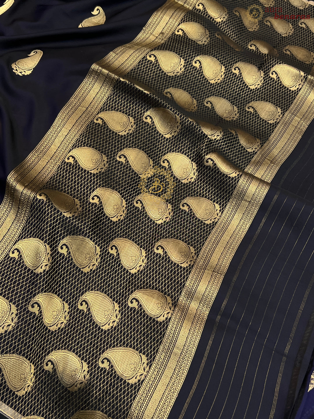 Deep Mid Night Blue Pure Banarasi Handloom Mashru Silk Saree