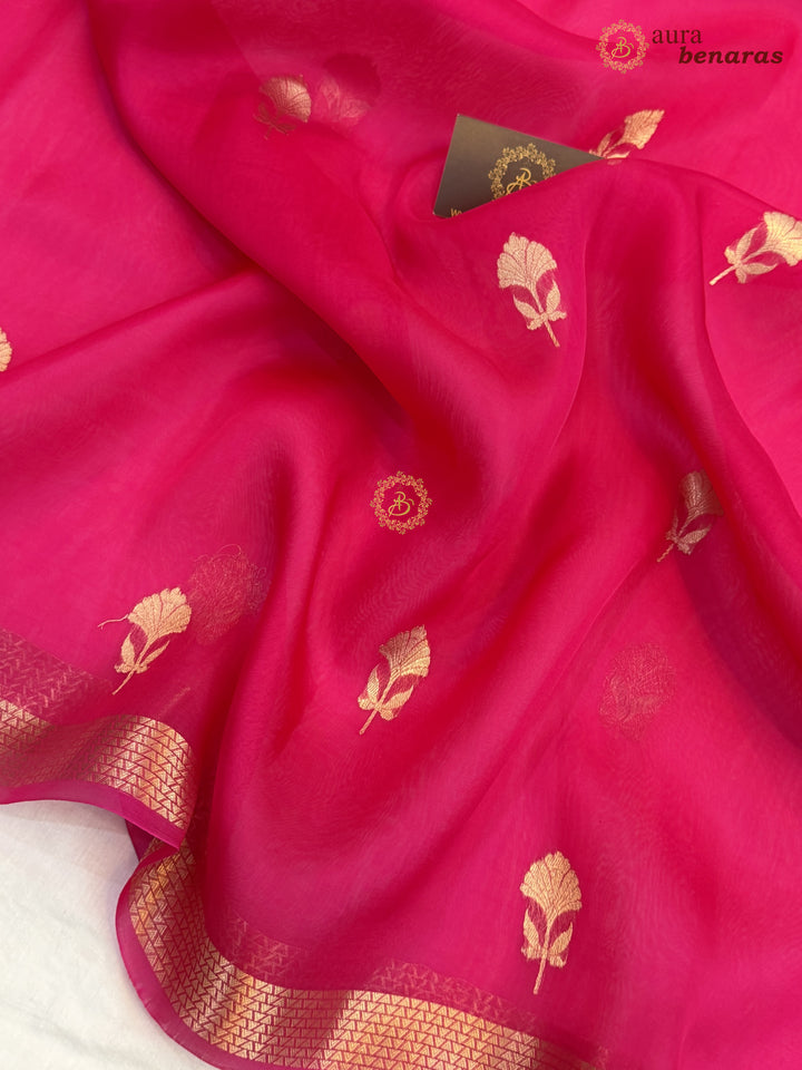 Rani Pink Kora Silk Handloom Banarasi Saree | Kadhwa Butis 