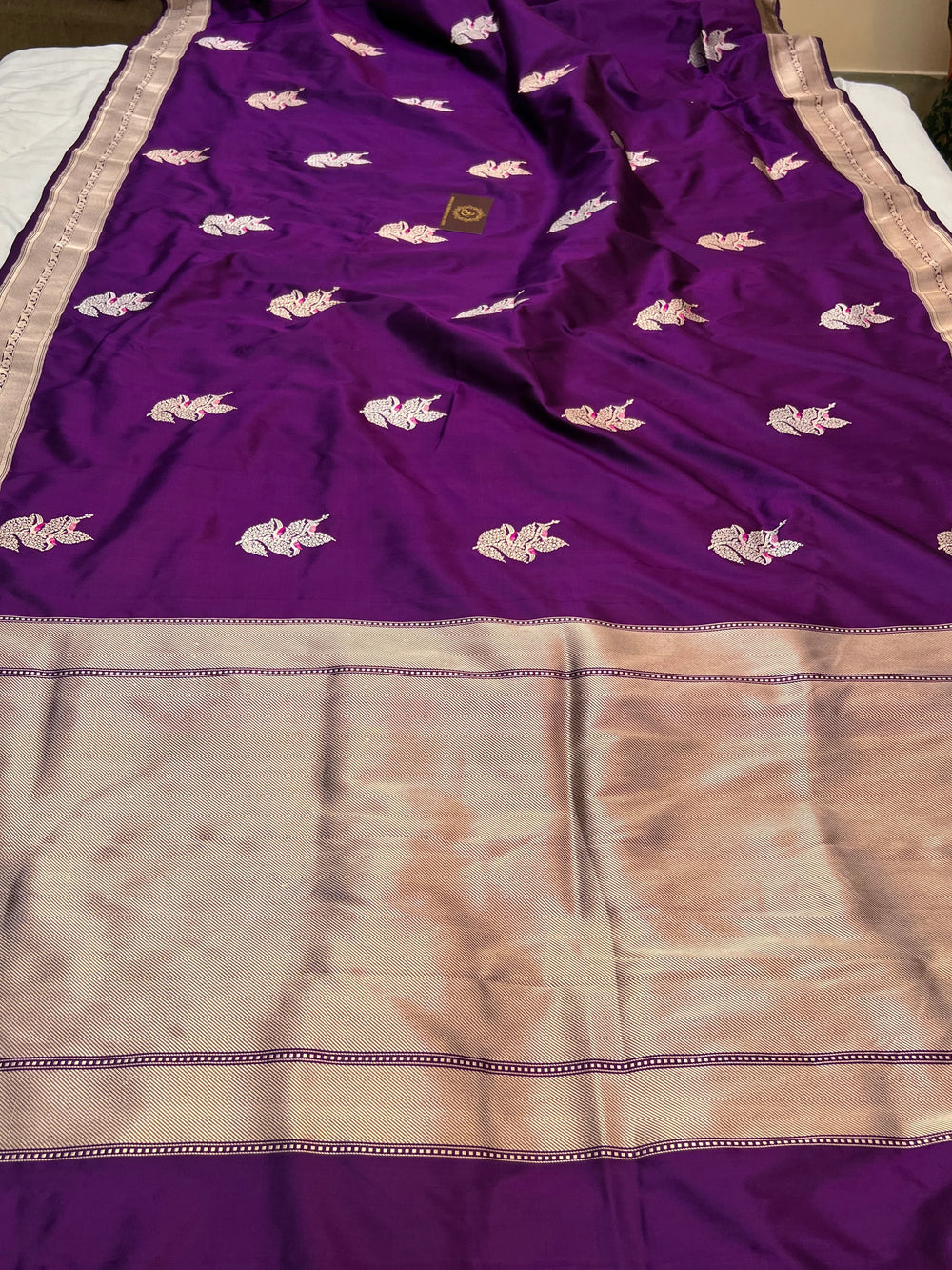 Deep Purple Pure Katan Silk Handloom Banarasi Saree – Aura Benaras