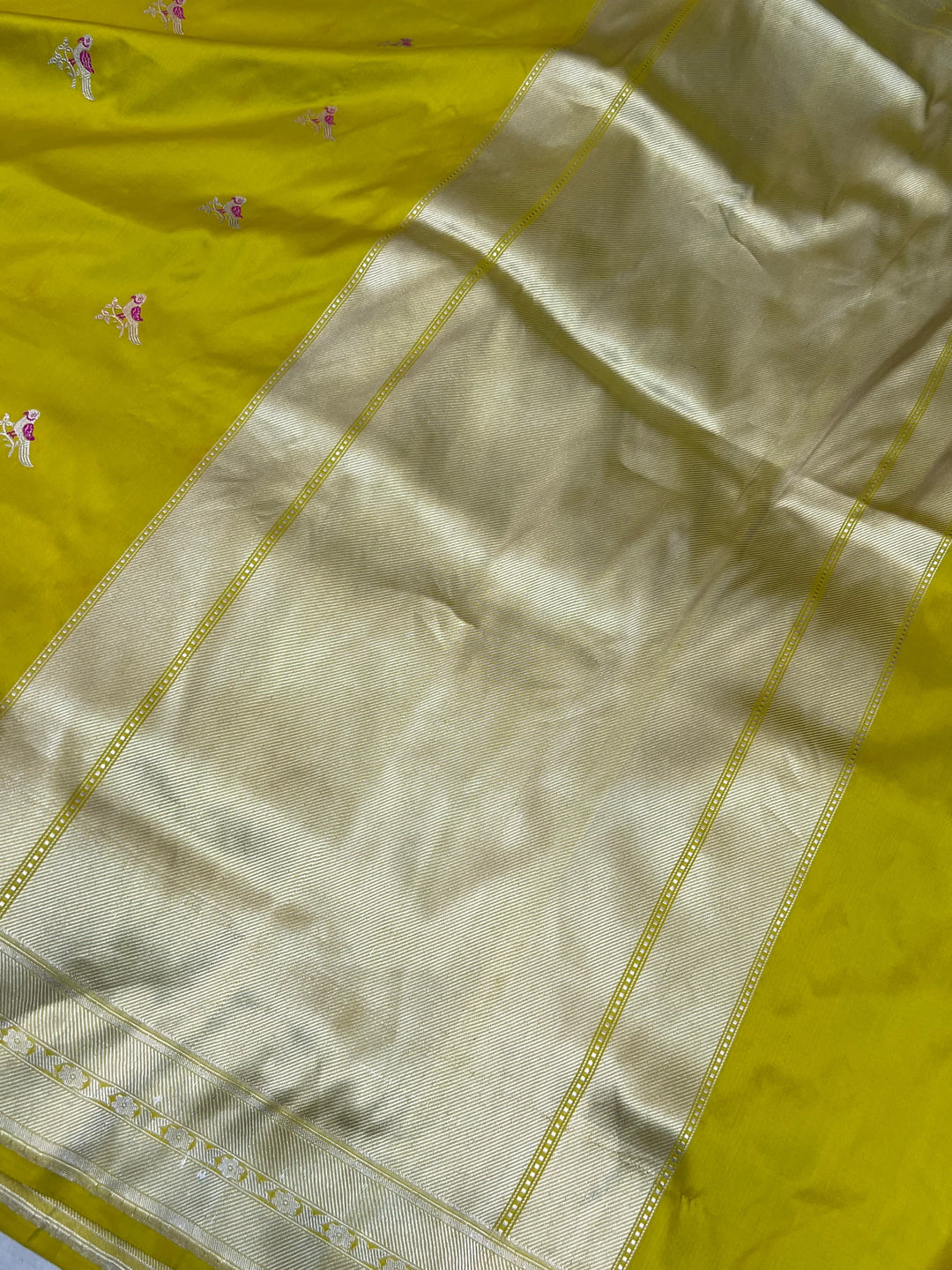 Yellow Pure Katan Silk Handloom Banarasi Saree – Aura Benaras
