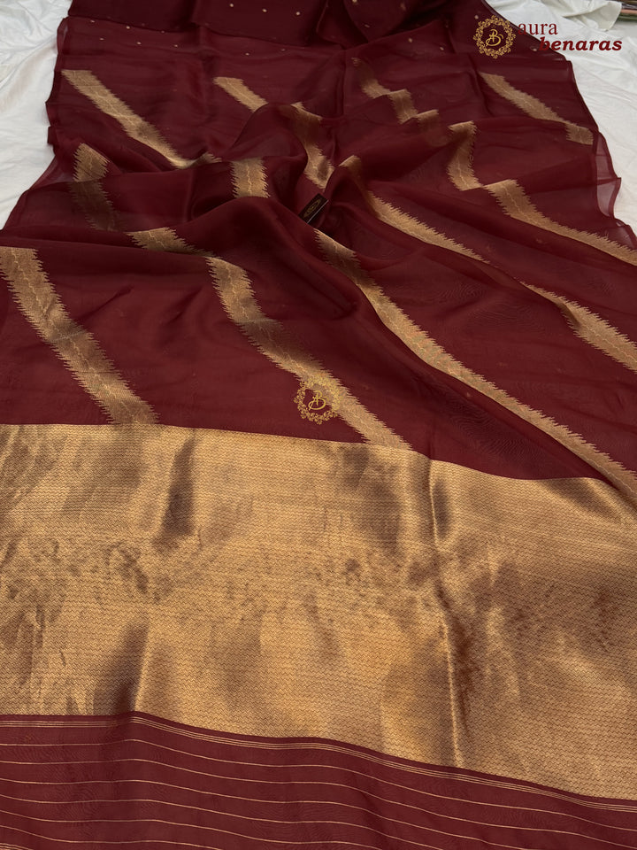 Maroon Kora Silk Banarasi Saree with Kadwa Jaal – Aura Benaras