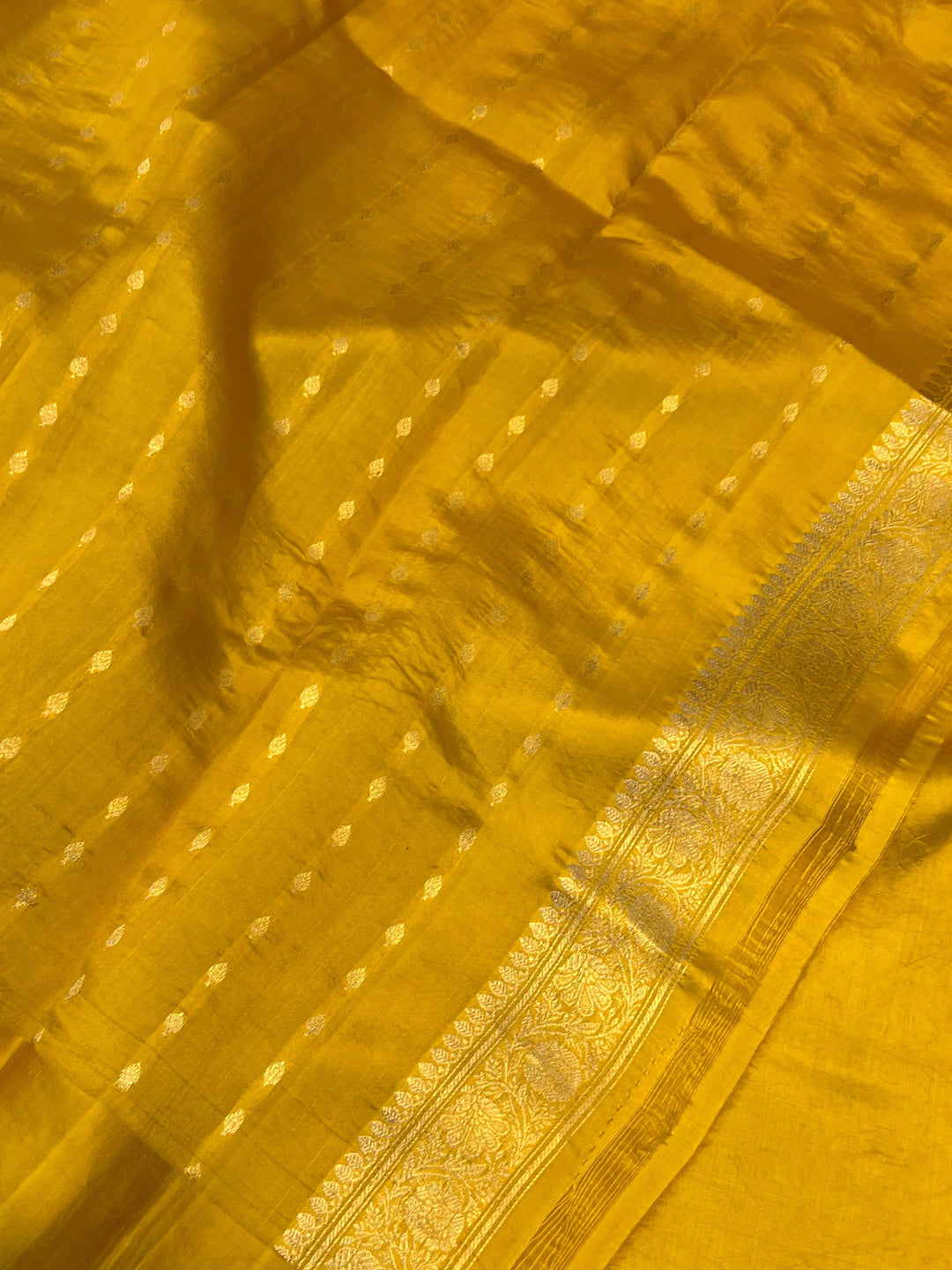 Yellow Pure Banarasi Handloom Silk Saree - Aura Benaras