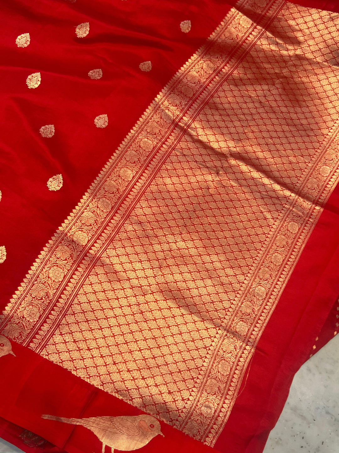 Red Pure Banarasi Handloom Silk Saree - Aura Benaras