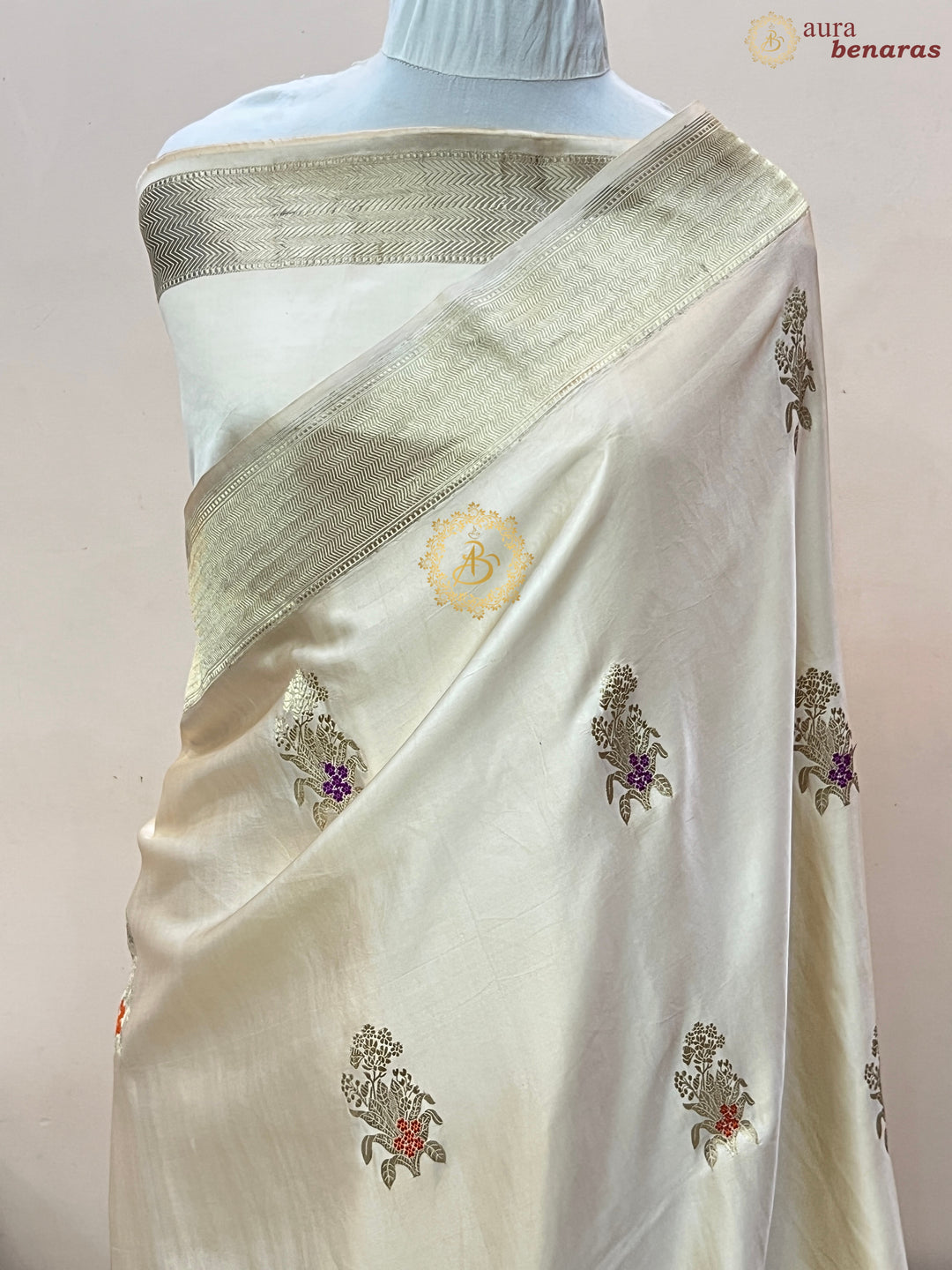 Cream Pure Mashru Silk Handloom Banarasi Saree