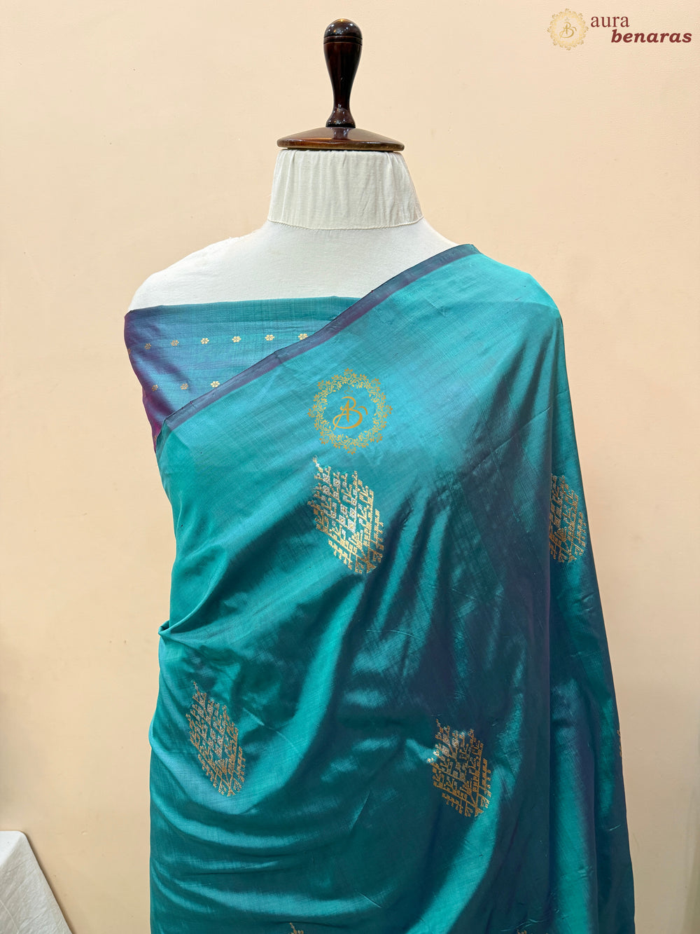 Bondi Blue Pure Banarasi Handloom Katan Silk Saree