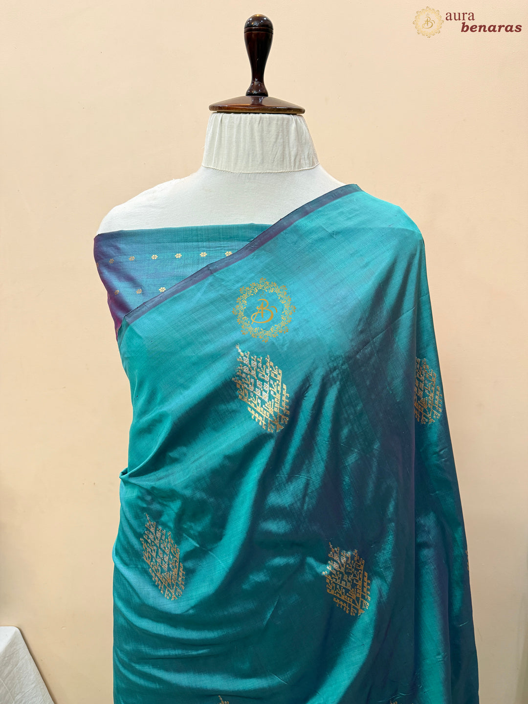 Bondi Blue Pure Banarasi Handloom Katan Silk Saree