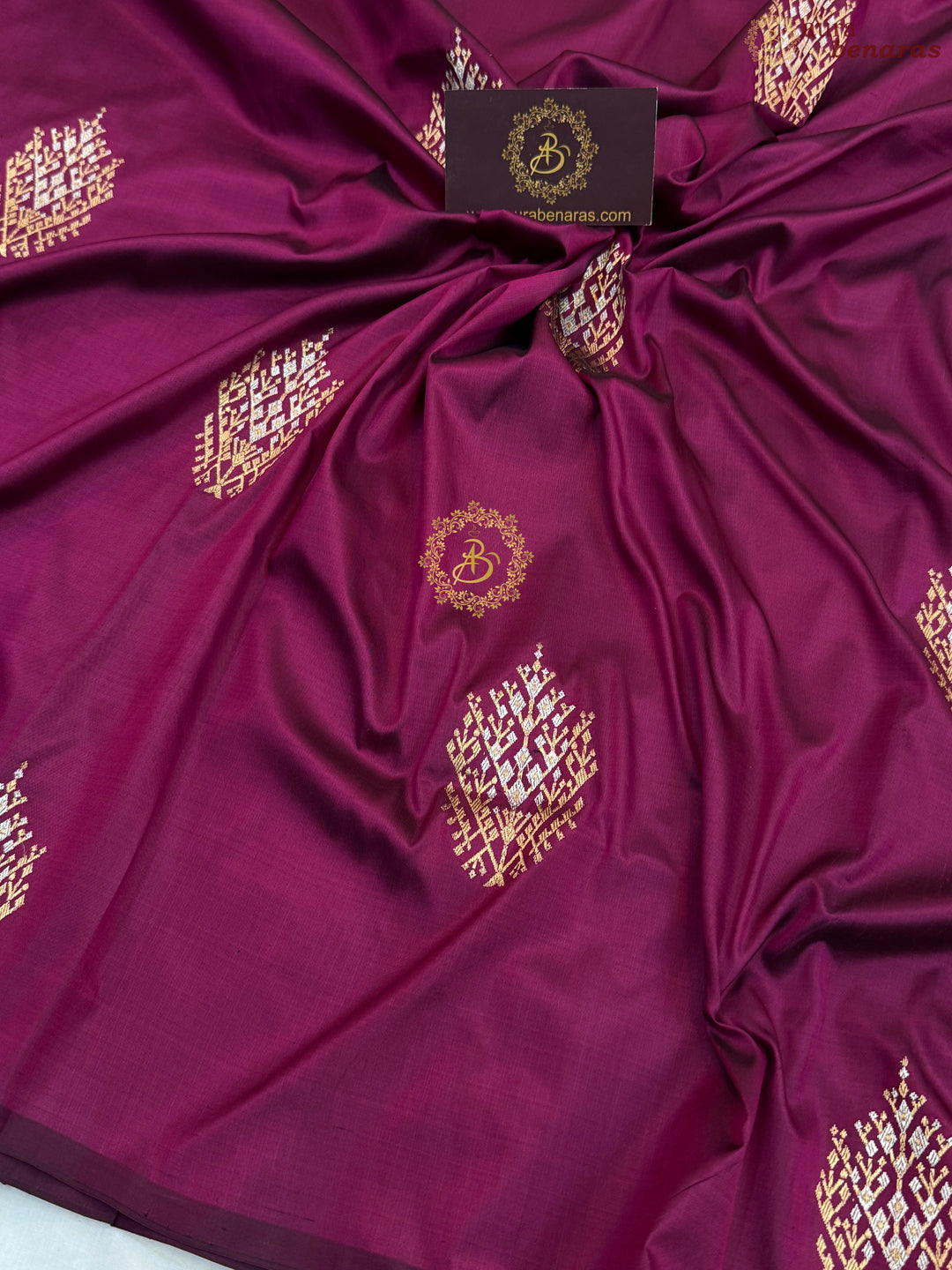 Hibiscus Shade Pure Banarasi Handloom Katan Silk Saree
