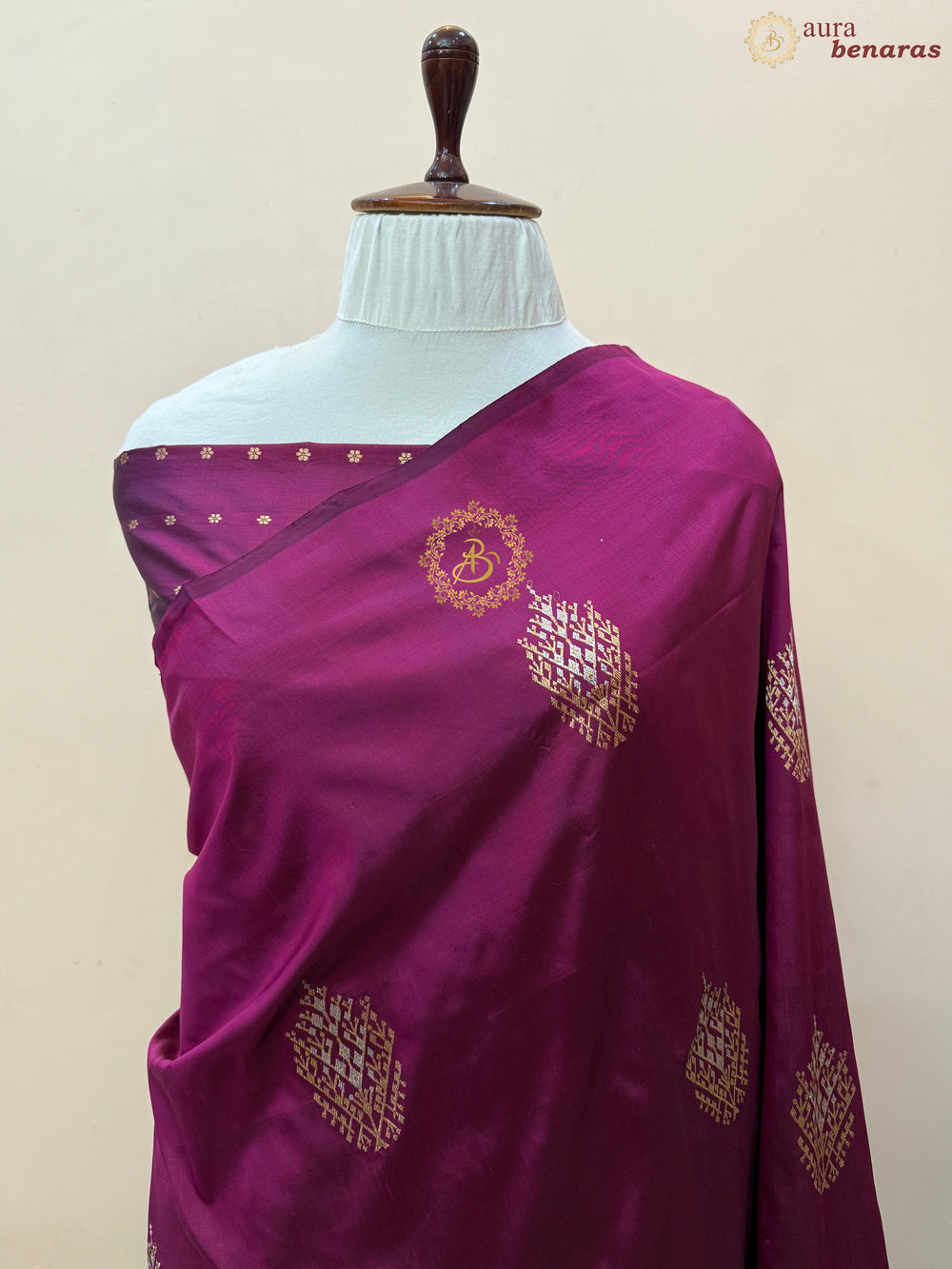 Hibiscus Shade Pure Banarasi Handloom Katan Silk Saree