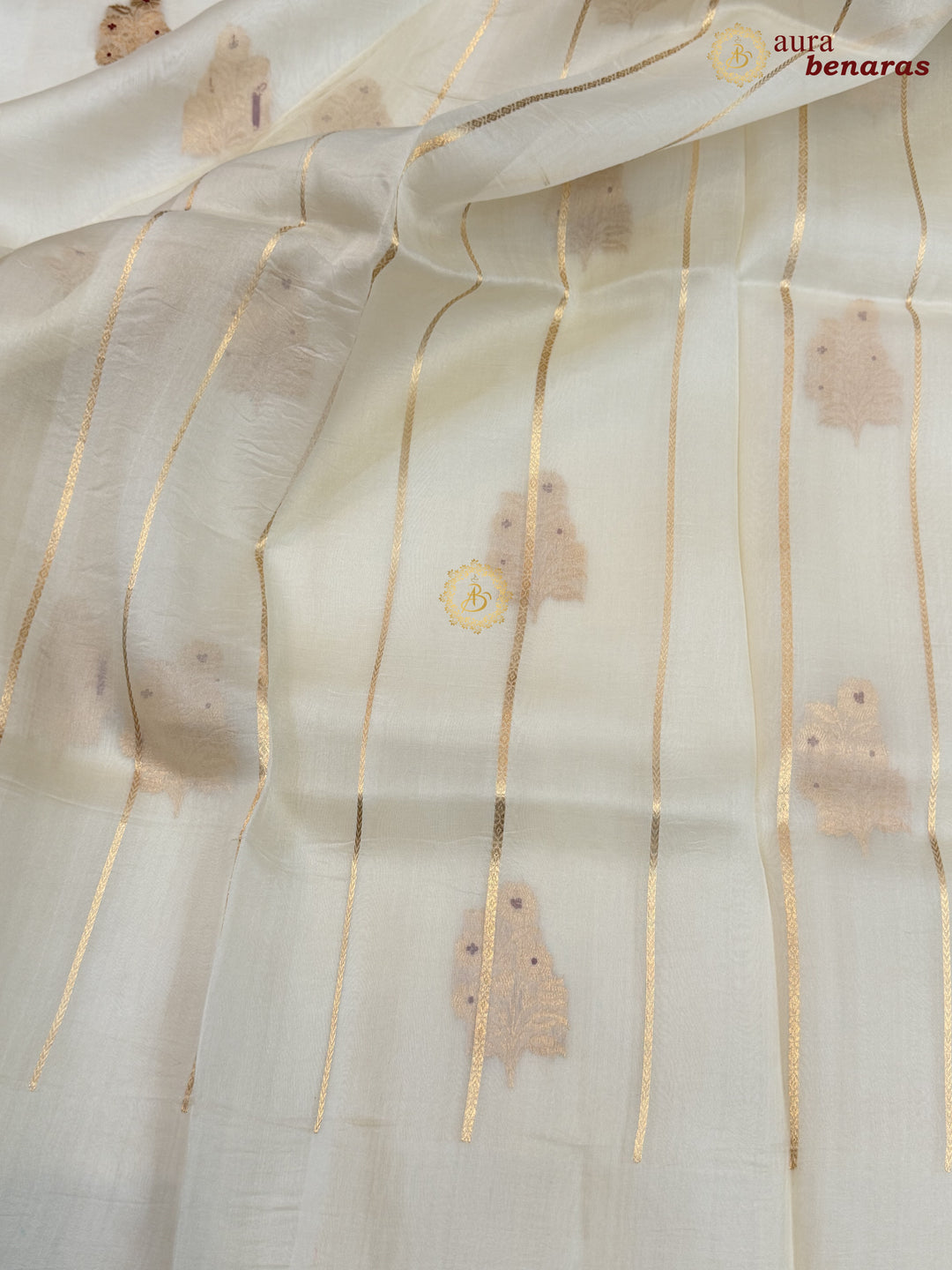 Cream Pure Kora Silk Banarasi Saree with Kadhwa Meenakari Motifs