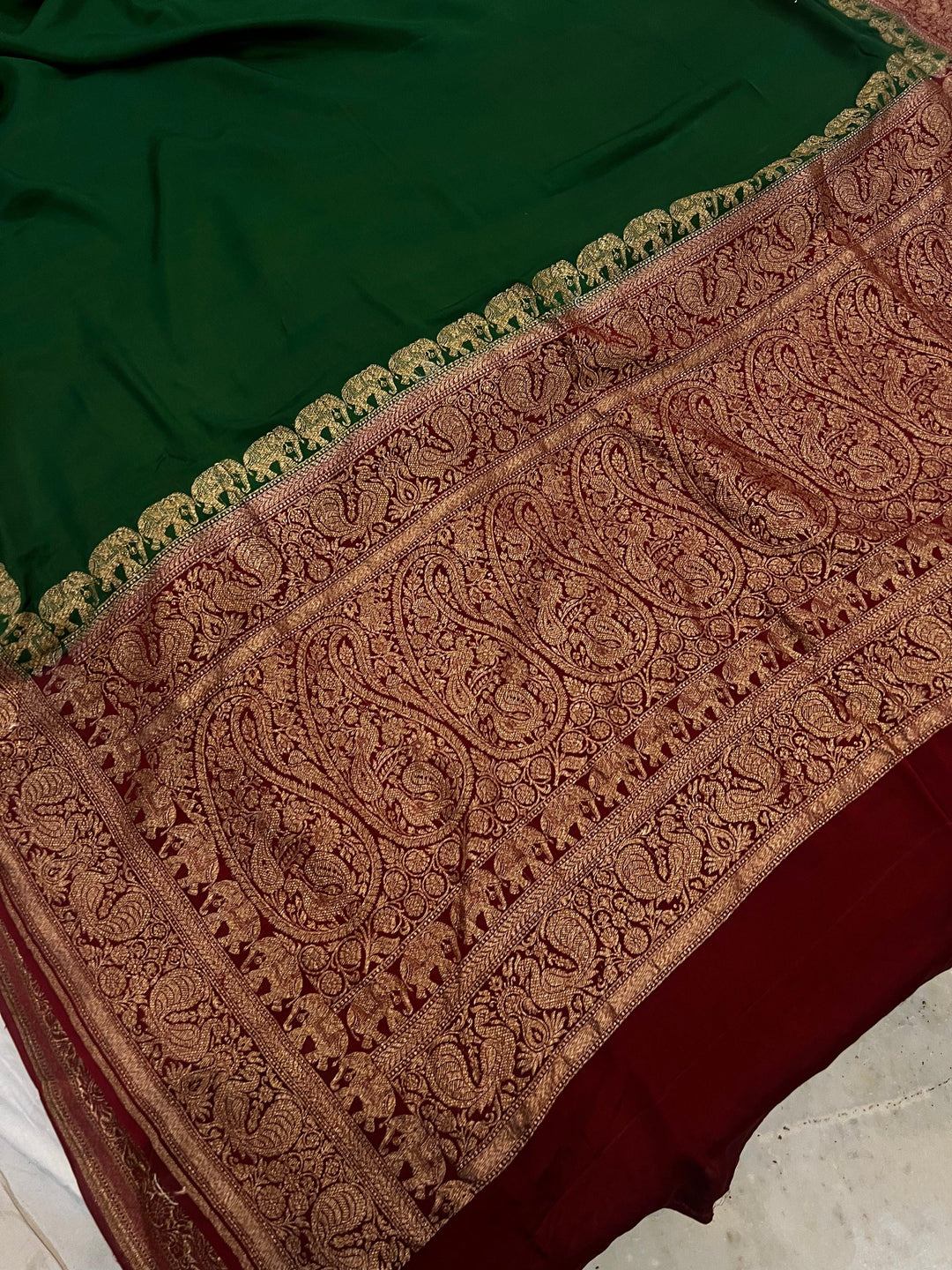 Bottle Green Pure Banarasi Khaddi Crepe Silk Saree - Aura Benaras