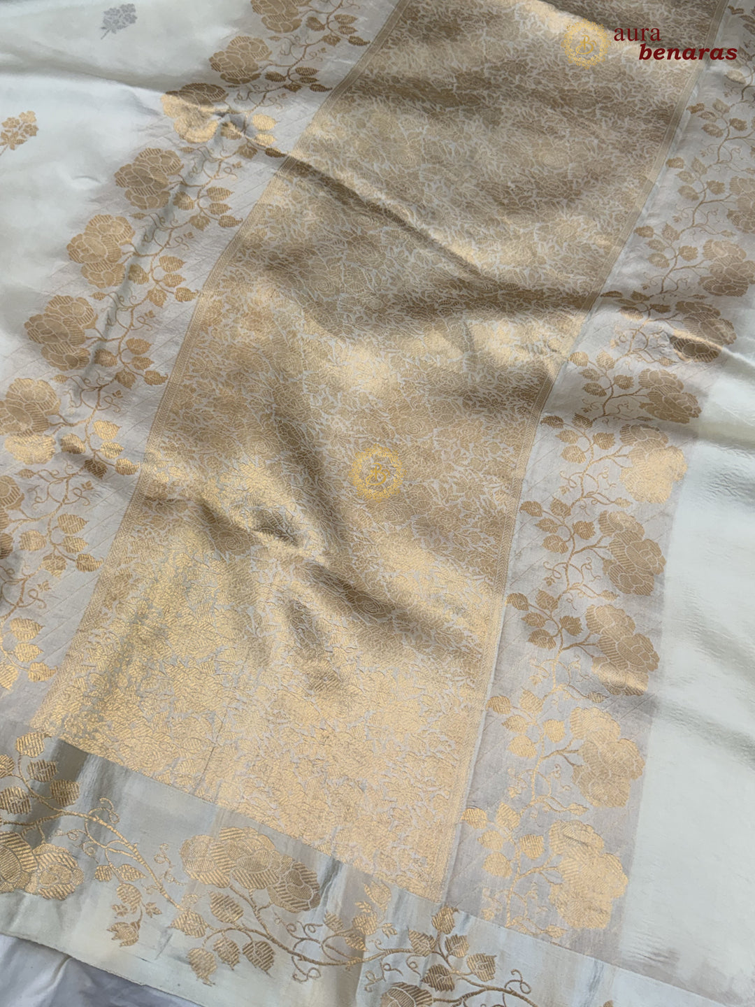 Off White Pure Silk Handloom Banarasi Saree with Kadhwa Motifs