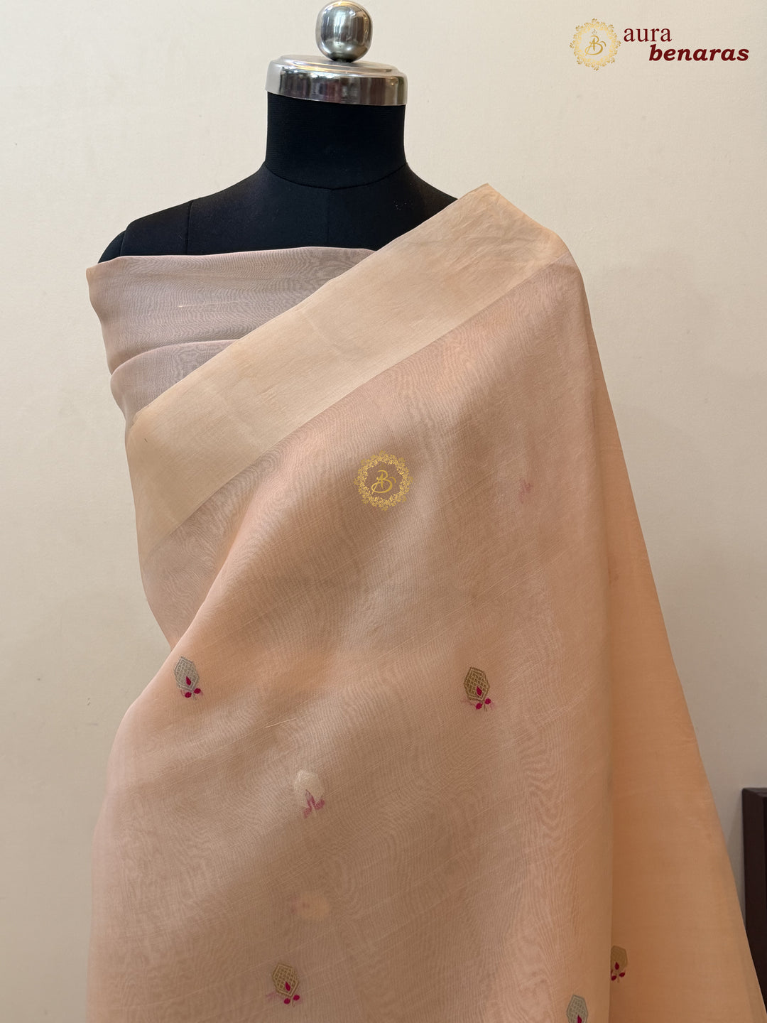 Pale PeachBanarasi Handloom Kora Silk Saree - Aura Benaras
