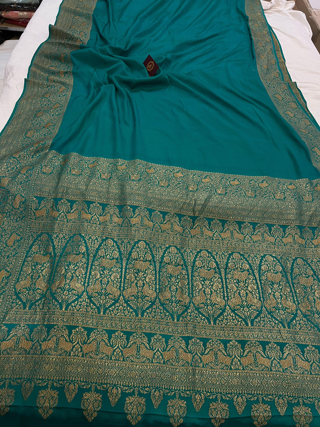 Rama Green Pure Banarasi Khaddi Crepe Silk Saree - Aura Benaras