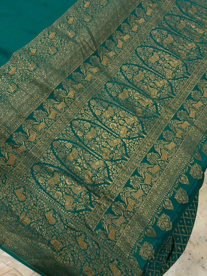 Rama Green Pure Banarasi Khaddi Crepe Silk Saree - Aura Benaras