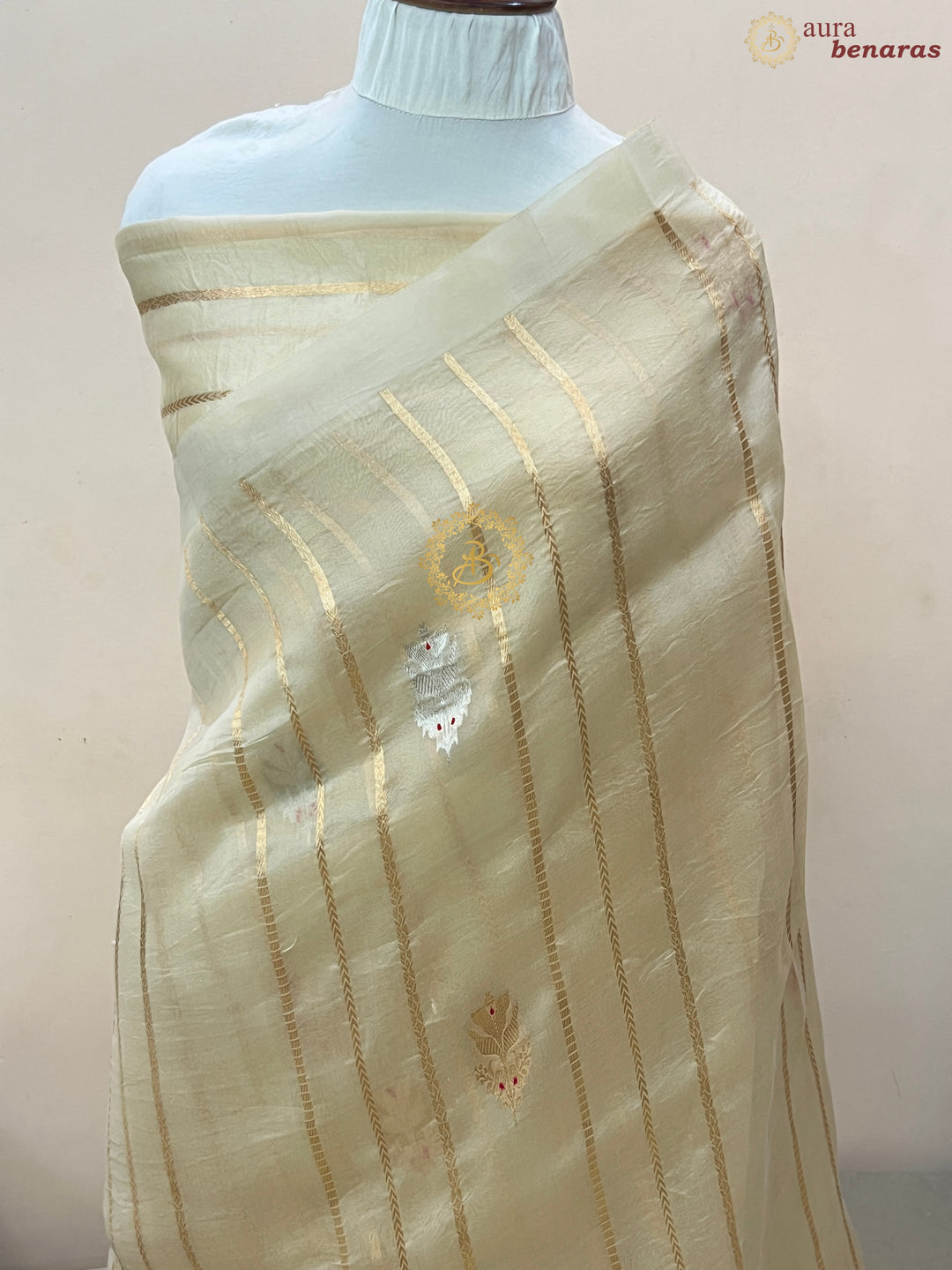 Cream Pure Banarasi Handloom Kora Silk Saree