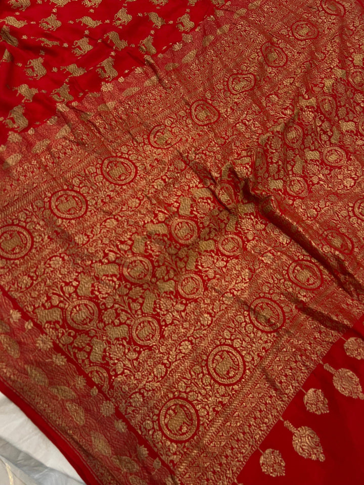 Red Pure Banarasi Khaddi Crepe Silk Saree - Aura Benaras