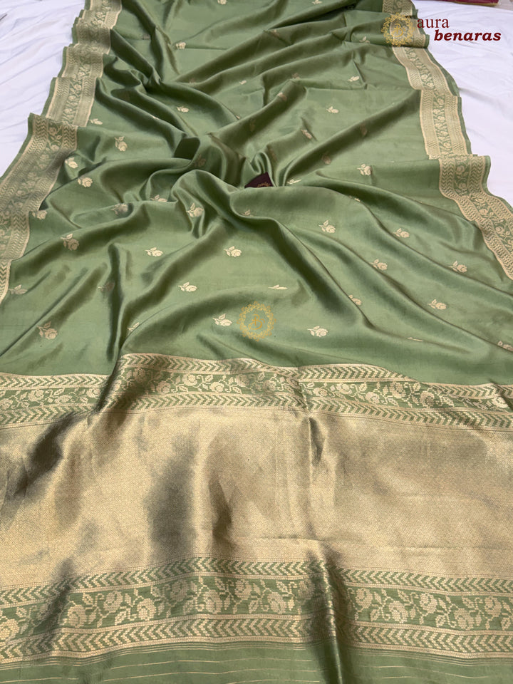 Pistachio Green Banarasi Silk Saree | Kadhwa & Designer Border