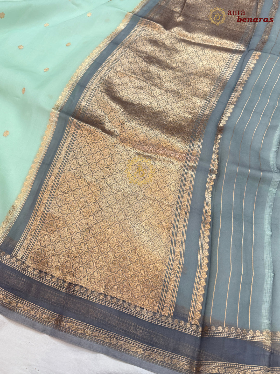 Pastel Mint Green Banarasi Handloom Kora Silk Saree - Aura Benaras